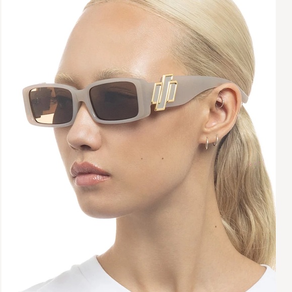 Le Specs Cruel Intentions Sunglasses In Oatmeal New - Picture 1 of 6
